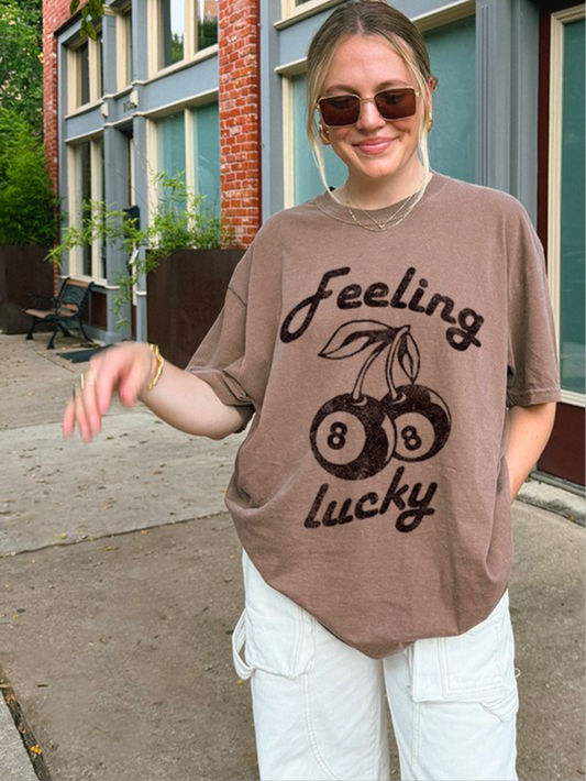 feeling lucky oversized tee-shirt in our espresso color